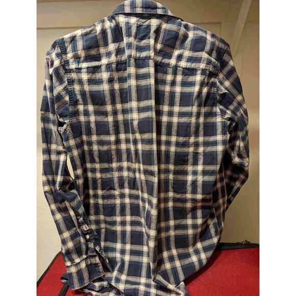 Quiksilver Men's M long sleeve button front shirt - Picture 5 of 5